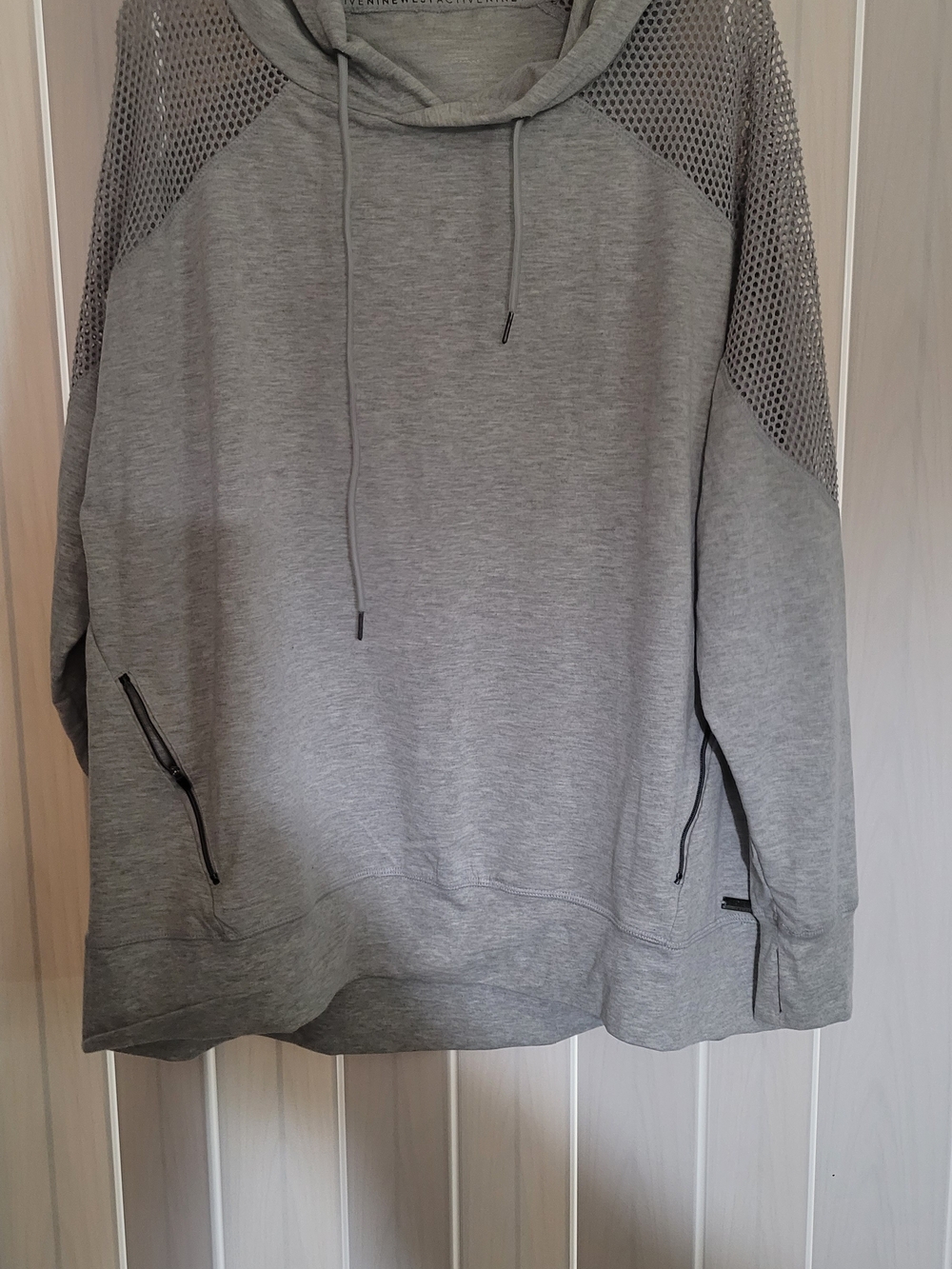 Nine West Men’s Grey Crewneck Hoodie with Mesh Panels